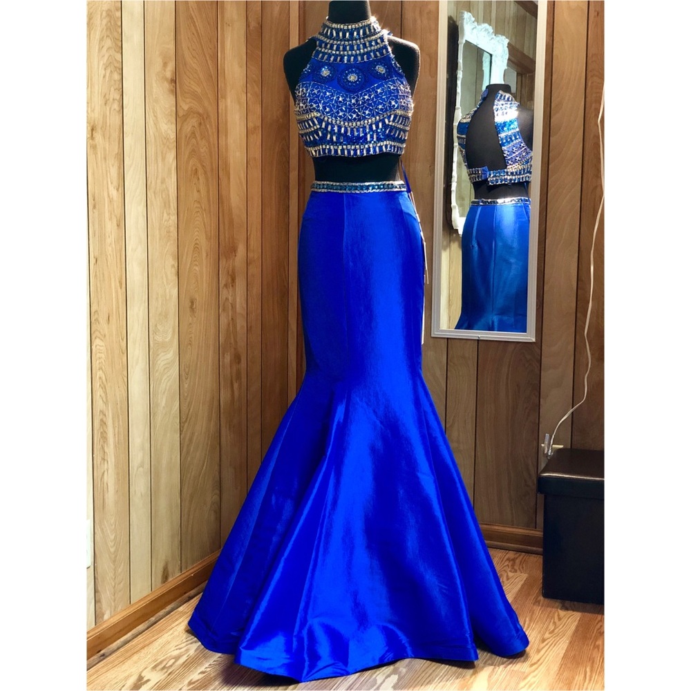 Prom Dress/ Formal Gown